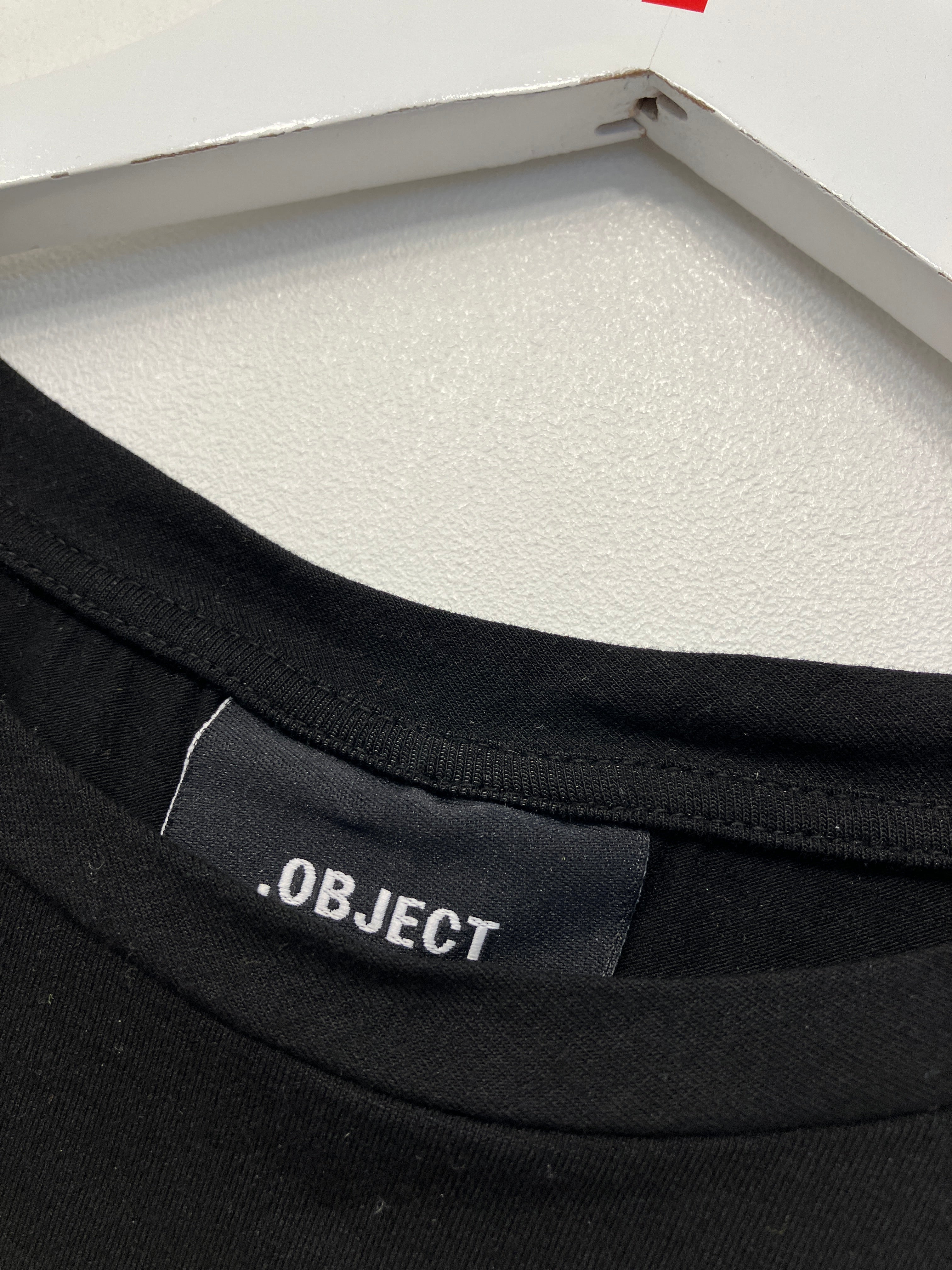 Object T-shirt